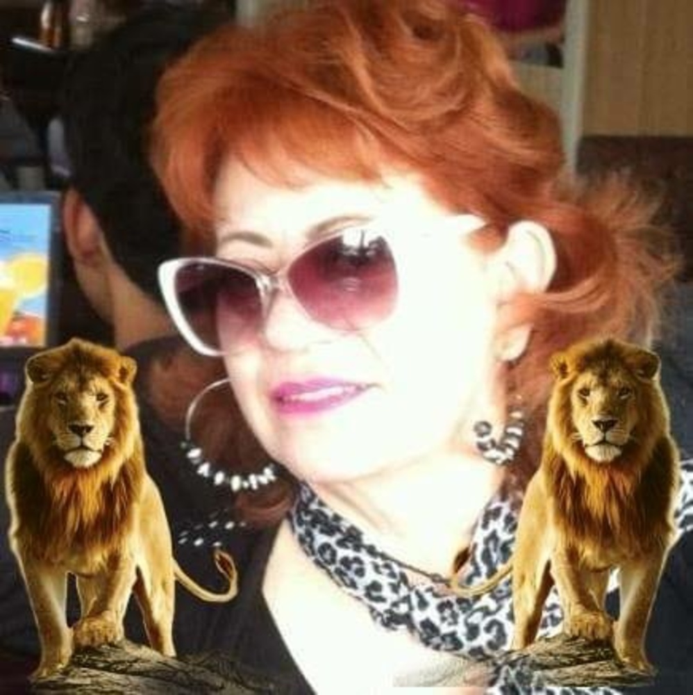 Meet your Posher, Leticia